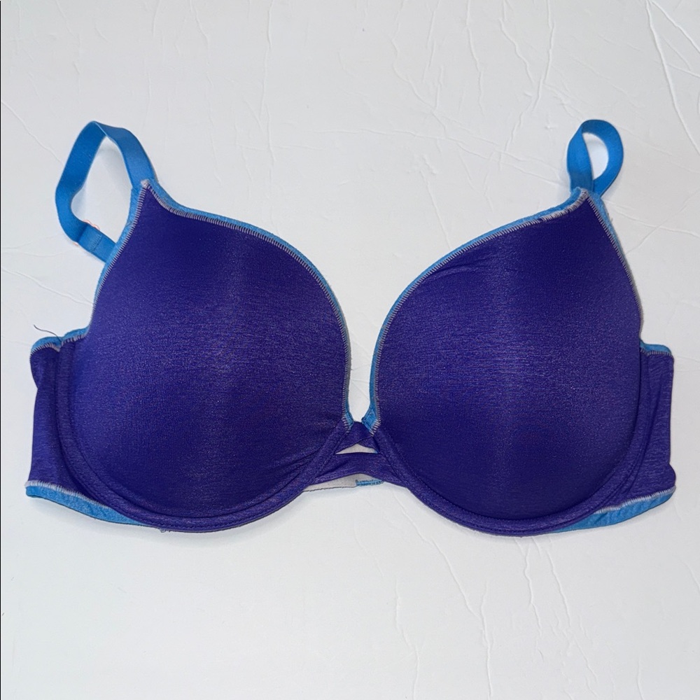 Victoria's Secret Blue Purple Bra perfect shape molded underwire 38D adjustable